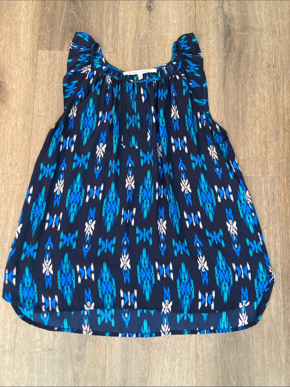 Patterned Sleeveless Blouse